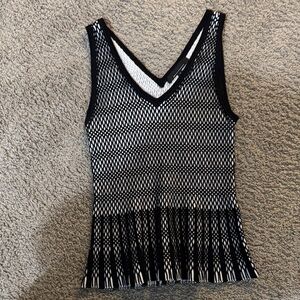 Black and White Mesh Knit V-Neck Tank Top White House black market small